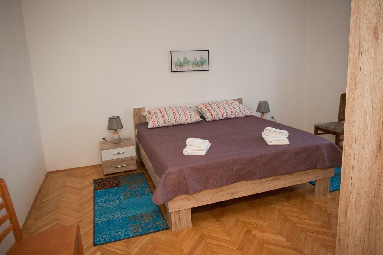 Apartman Ana Radovin Bagian luar foto