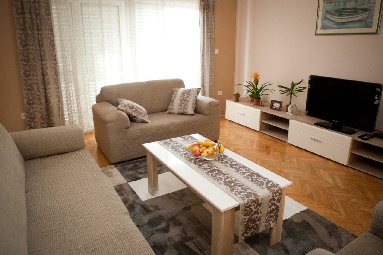 Apartman Ana Radovin Bagian luar foto