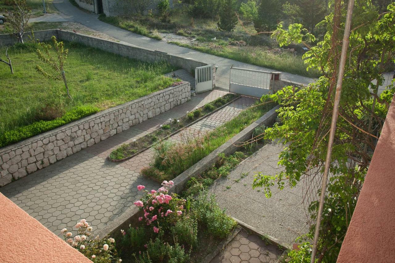 Apartman Ana Radovin Bagian luar foto