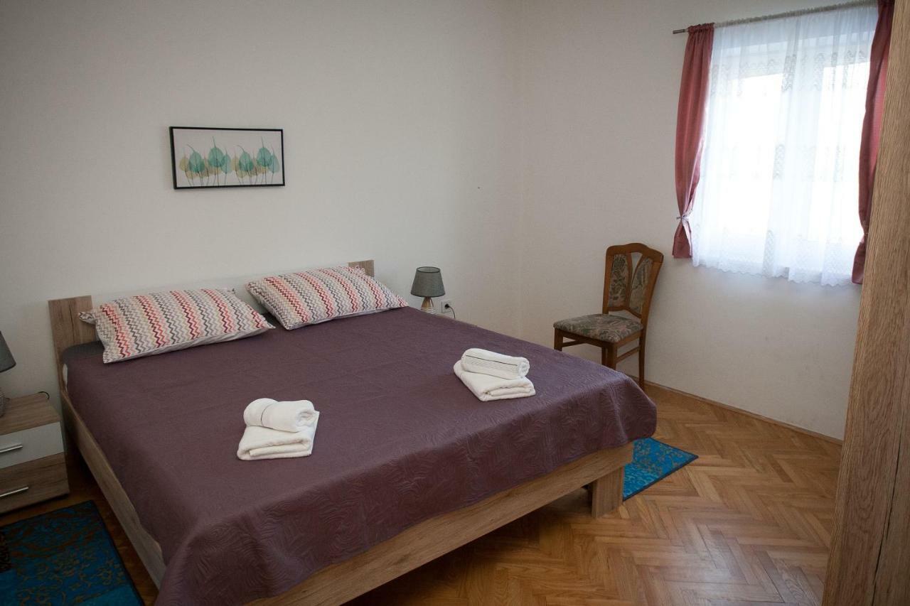 Apartman Ana Radovin Bagian luar foto